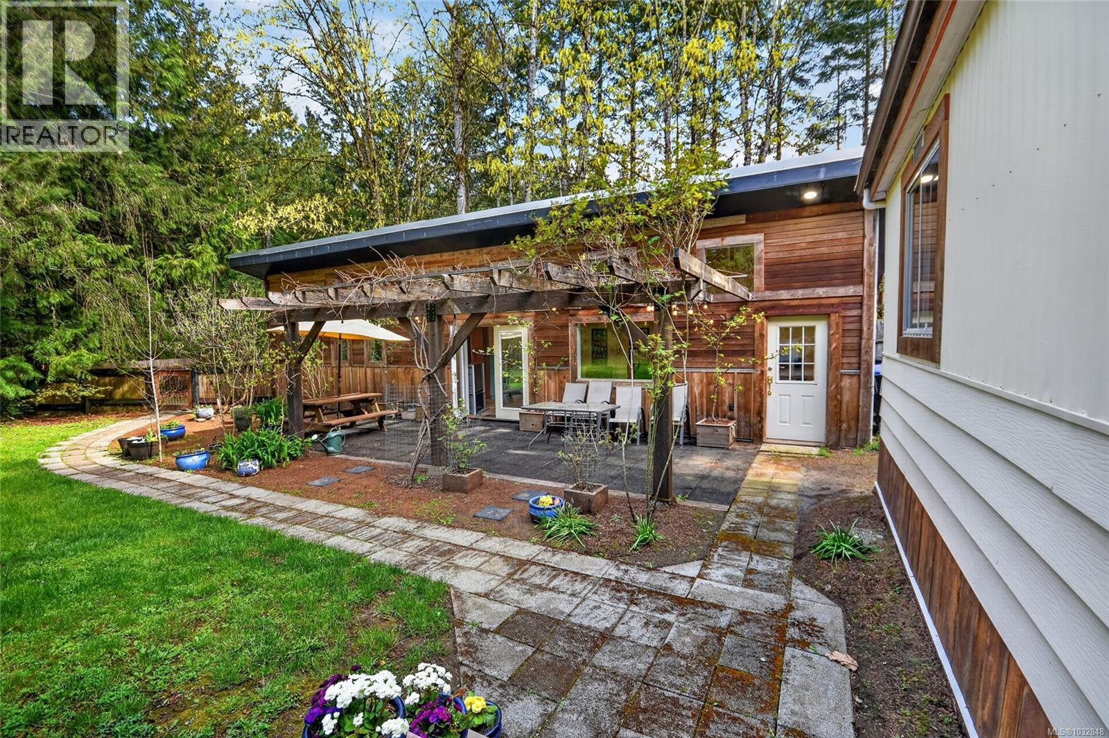 1208 North Rd, Gabriola Island, British Columbia  V0R 1X3 - Photo 28 - 1032848