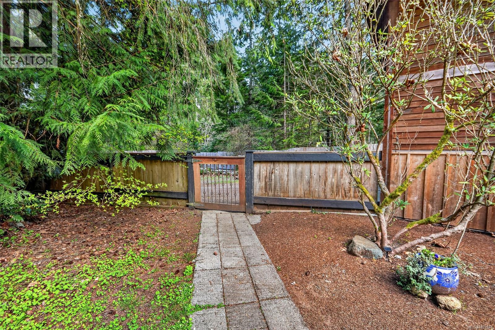 1208 North Rd, Gabriola Island, British Columbia  V0R 1X3 - Photo 43 - 1032848