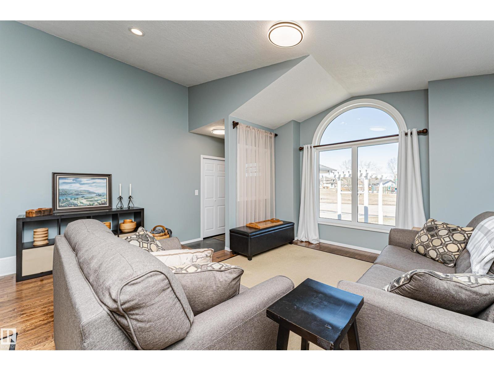 8709 102 Av, Morinville, Alberta  T8R 1B7 - Photo 8 - E4483336