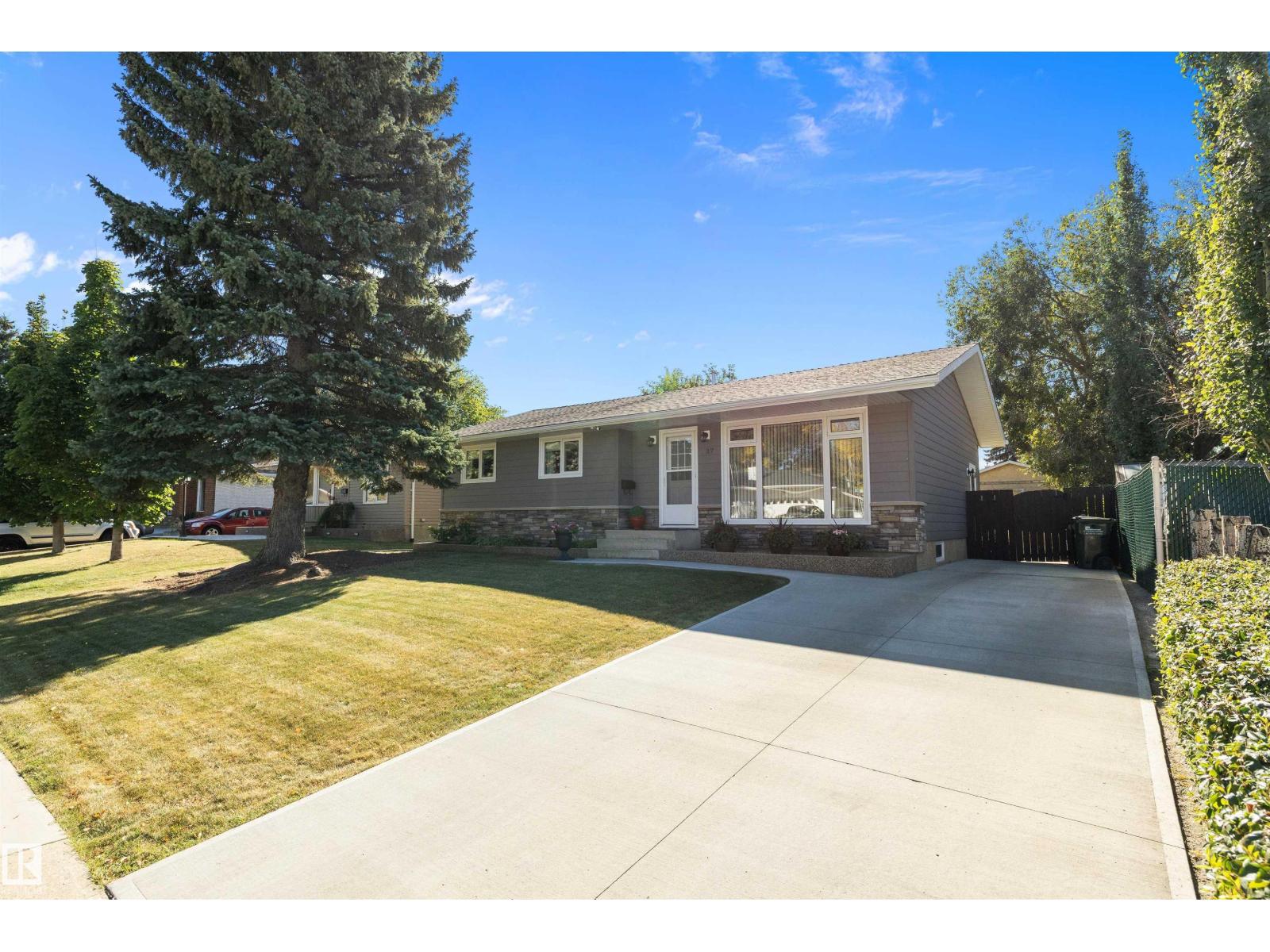 37 Malvern Dr, Sherwood Park, Alberta  T8A 3S4 - Photo 2 - E4483339