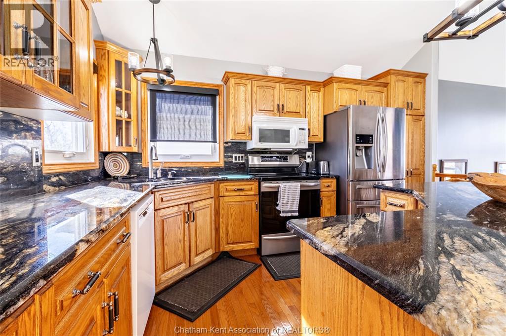 136 Mousseau Crescent, Belle River, Ontario  N8L 0M6 - Photo 16 - 26008781