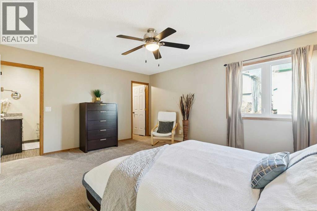 70 Tuscarora Close NW, Calgary, Alberta  T3L 2E2 - Photo 18 - A2283059