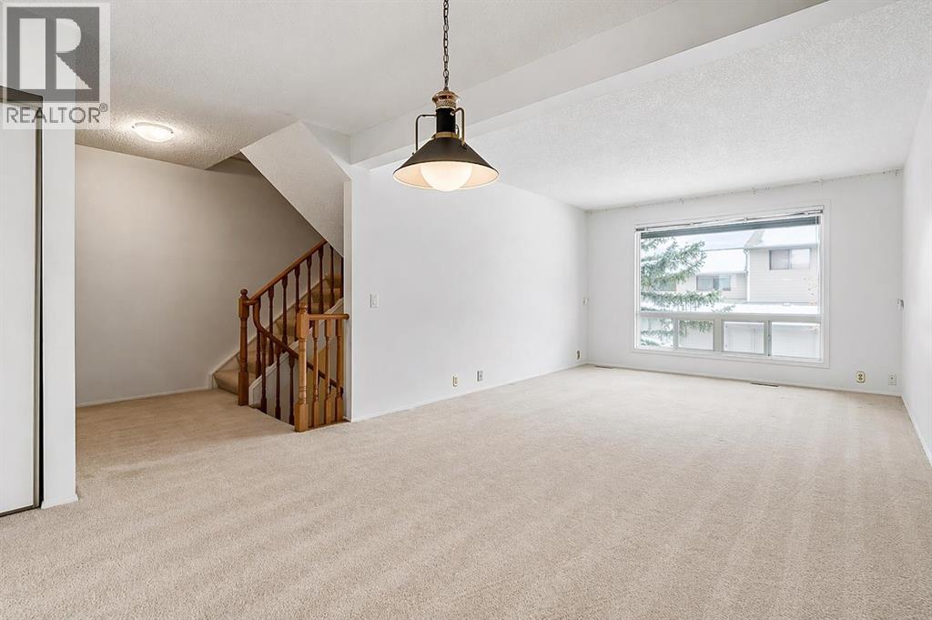 32, 5019 46 Avenue SW, Calgary, Alberta  T3E 6R1 - Photo 5 - A2293736