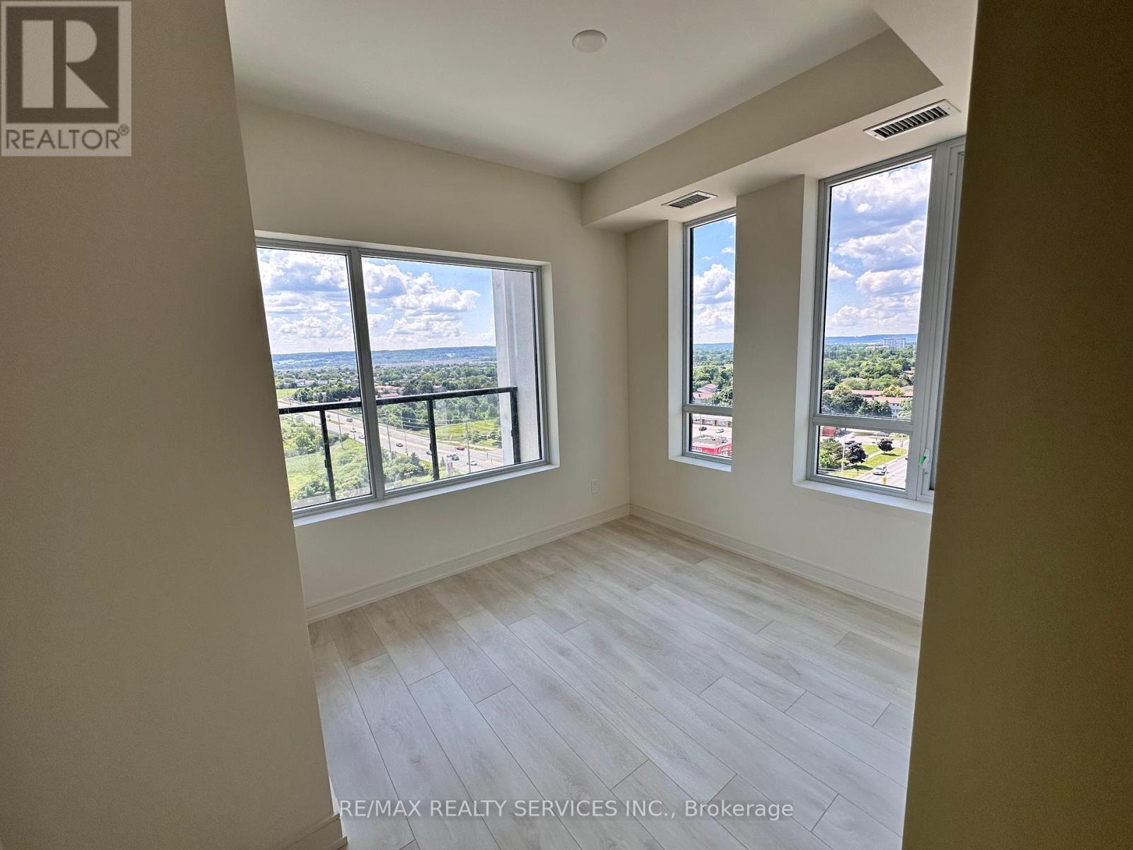 1107 - 8010 Derry Road, Milton, Ontario  L9T 9N3 - Photo 11 - W13025476