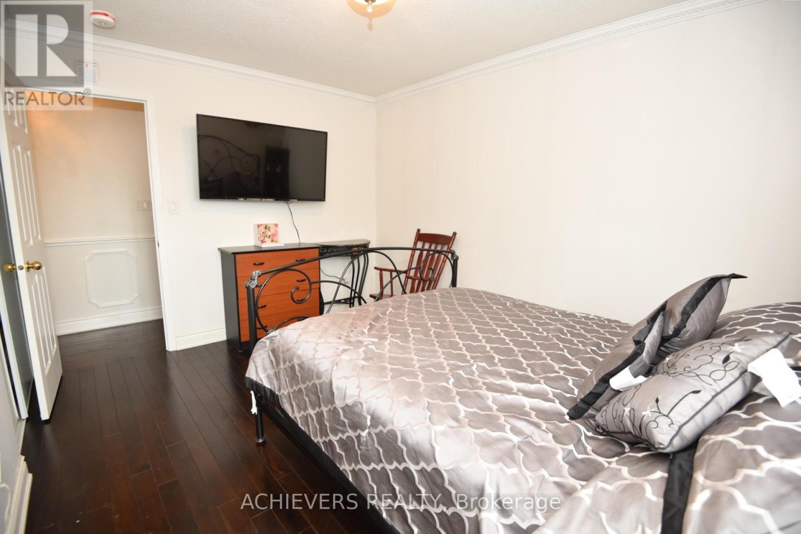 77 Thorpe Crescent, Brampton, Ontario  L7A 1P8 - Photo 38 - W13025494