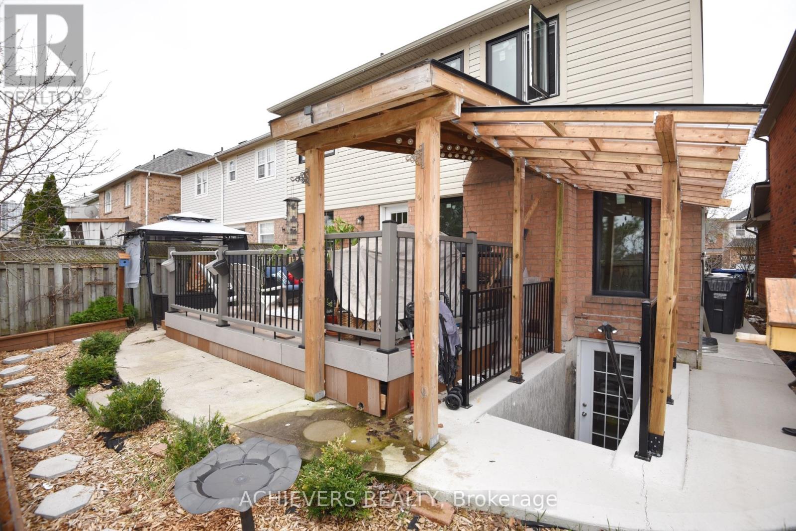 77 Thorpe Crescent, Brampton, Ontario  L7A 1P8 - Photo 45 - W13025494