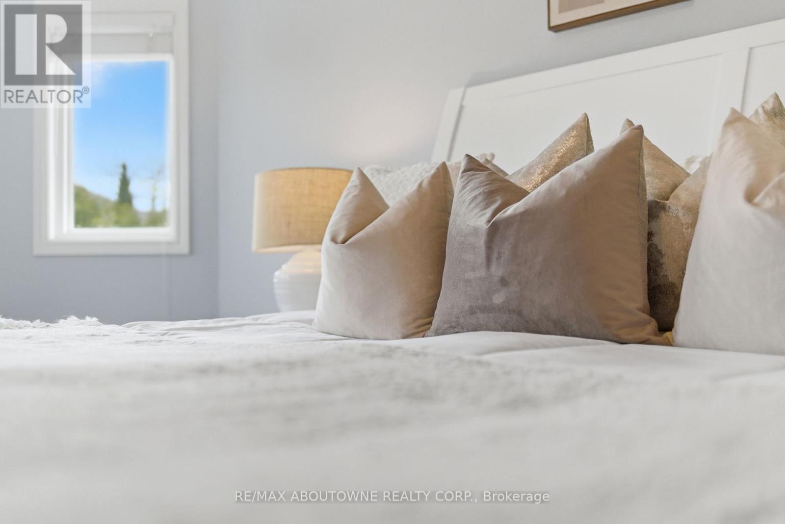 6386 Ormindale Way, Mississauga, Ontario  L5V 1J3 - Photo 29 - W13025518