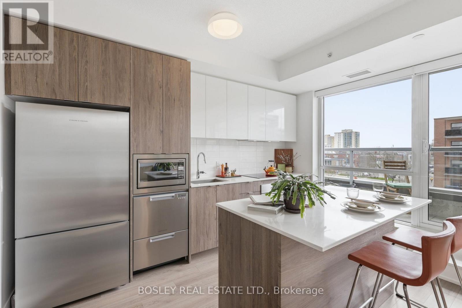 207 - 8 Ann Street, Mississauga, Ontario  L5G 0C1 - Photo 4 - W13025554