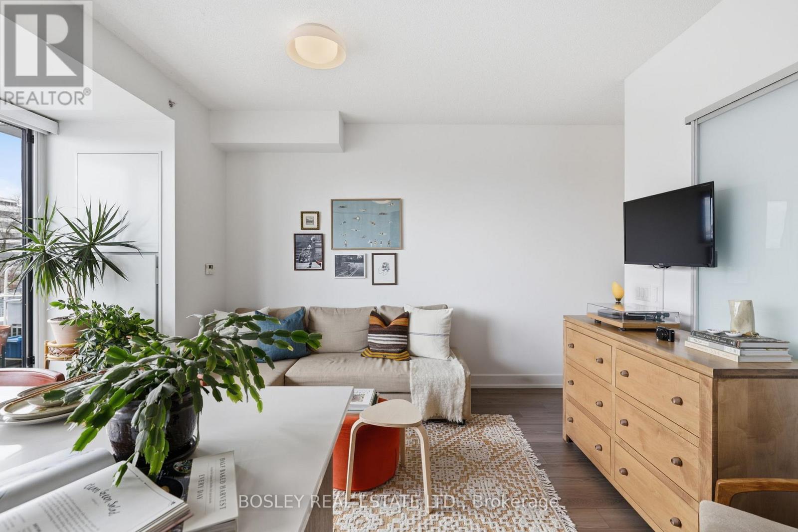 207 - 8 Ann Street, Mississauga, Ontario  L5G 0C1 - Photo 9 - W13025554