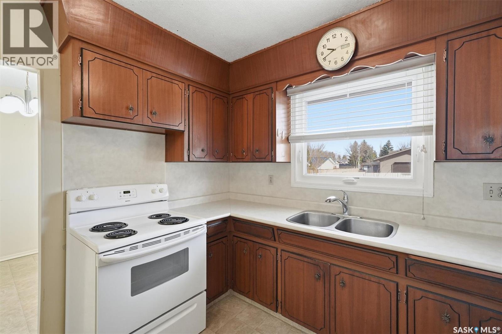 1 Sparling Crescent, Saskatoon, Saskatchewan  S7H 3M1 - Photo 16 - SK033420