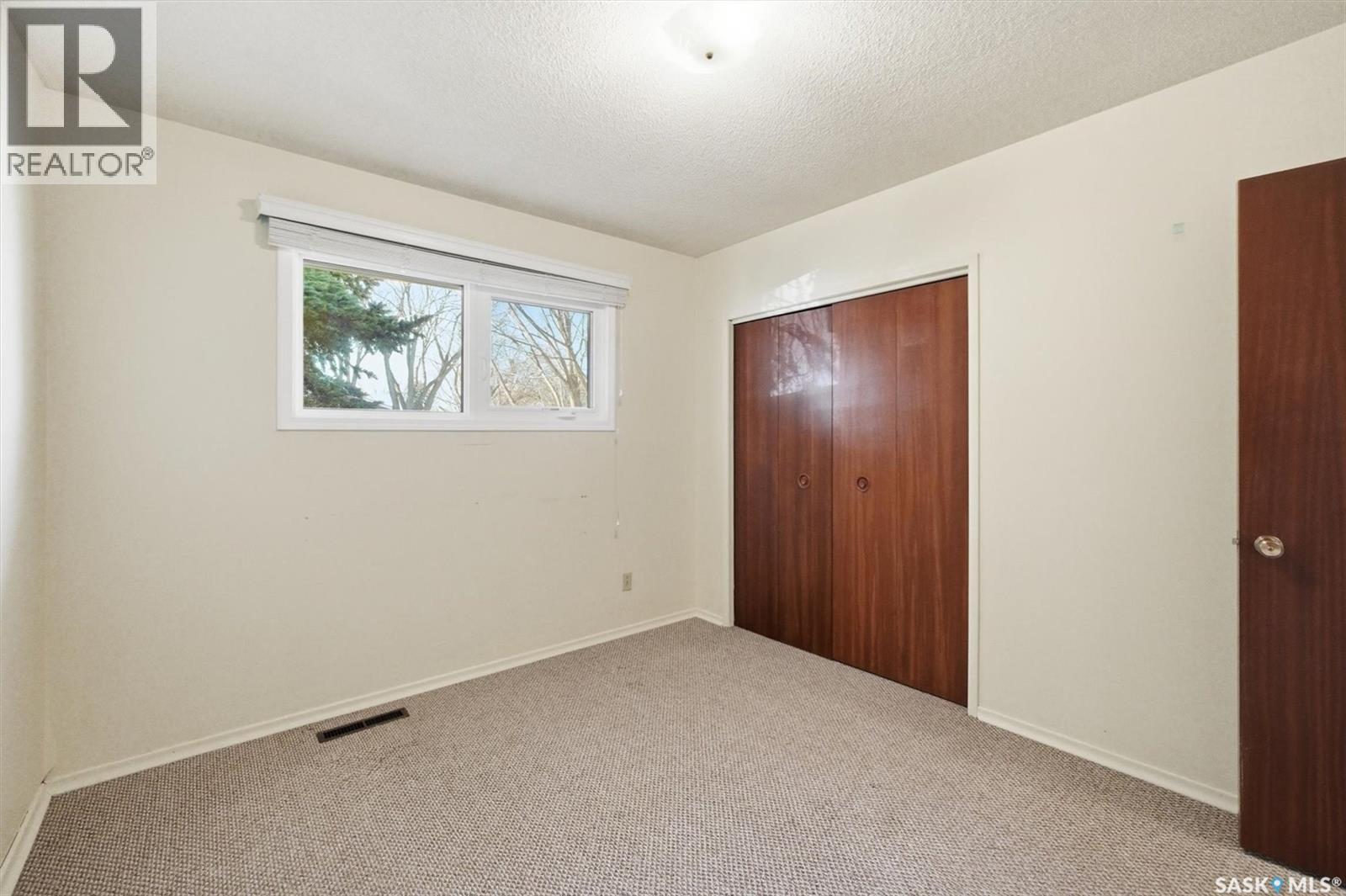 1 Sparling Crescent, Saskatoon, Saskatchewan  S7H 3M1 - Photo 30 - SK033420