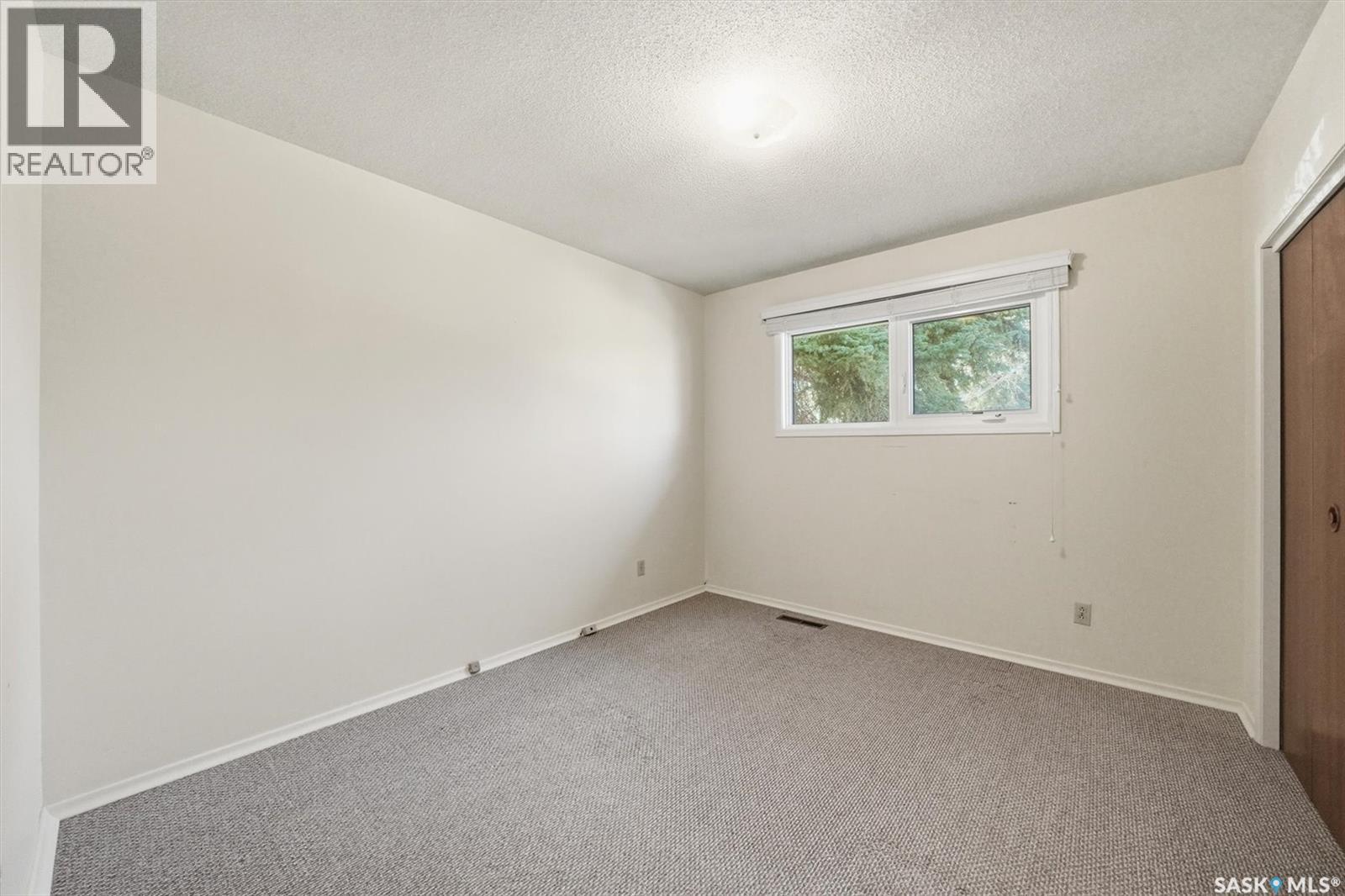 1 Sparling Crescent, Saskatoon, Saskatchewan  S7H 3M1 - Photo 31 - SK033420