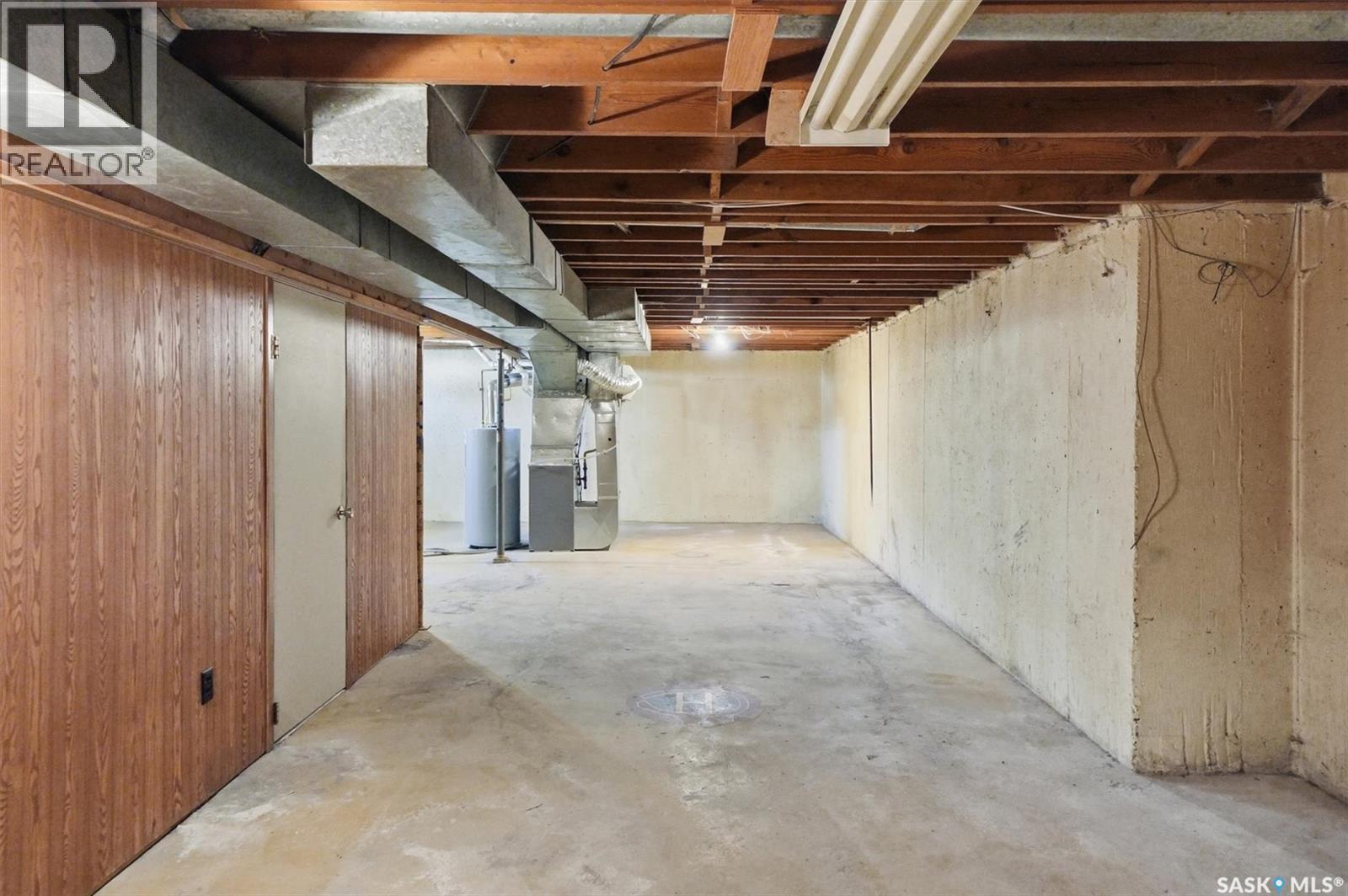 1 Sparling Crescent, Saskatoon, Saskatchewan  S7H 3M1 - Photo 34 - SK033420