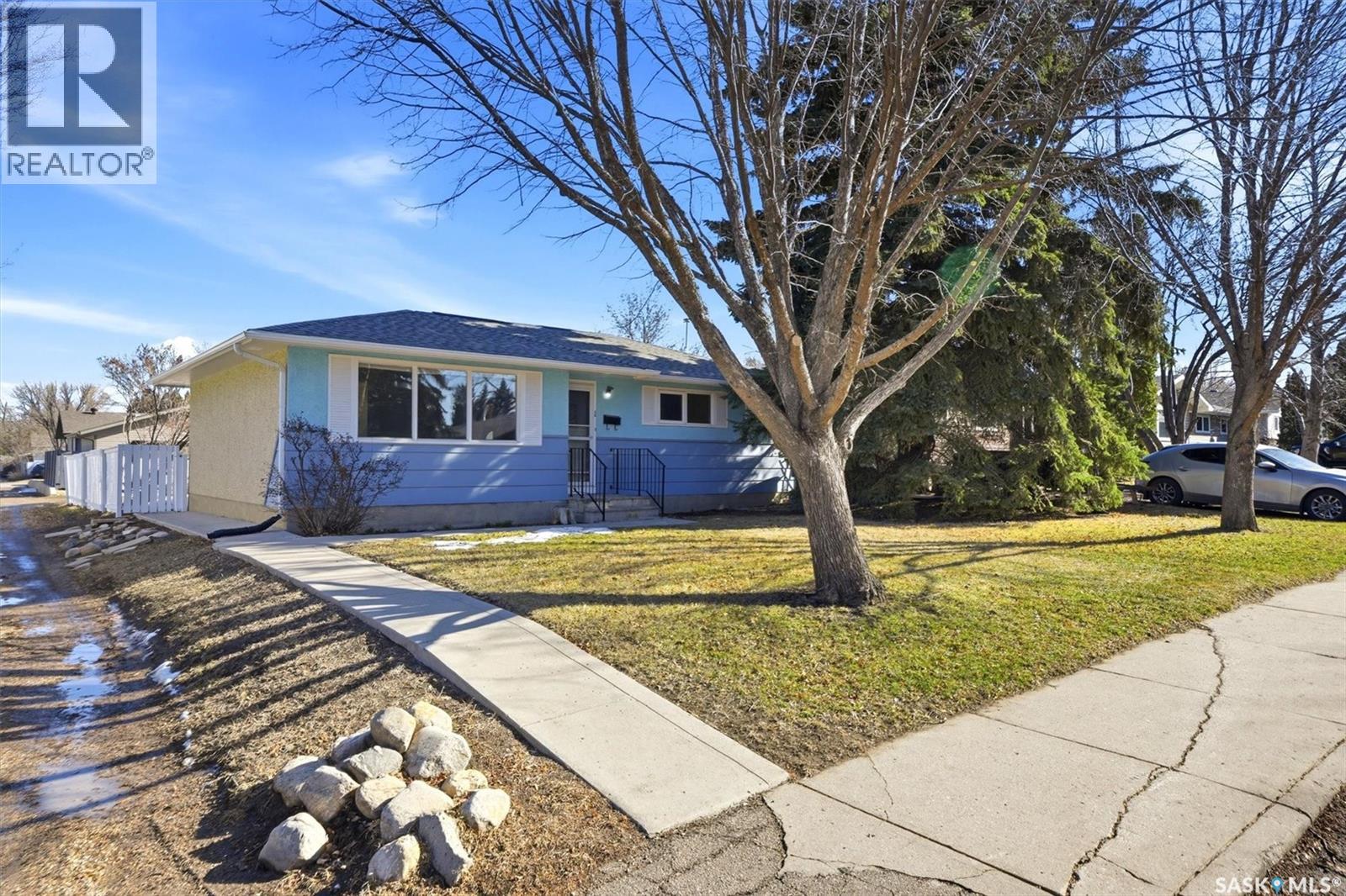 1 Sparling Crescent, Saskatoon, Saskatchewan  S7H 3M1 - Photo 41 - SK033420