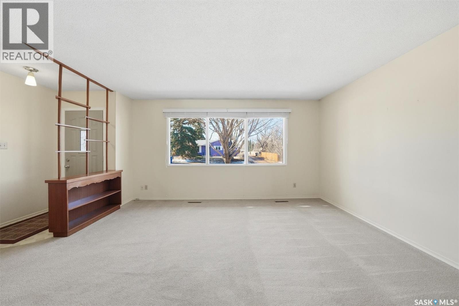 1 Sparling Crescent, Saskatoon, Saskatchewan  S7H 3M1 - Photo 6 - SK033420