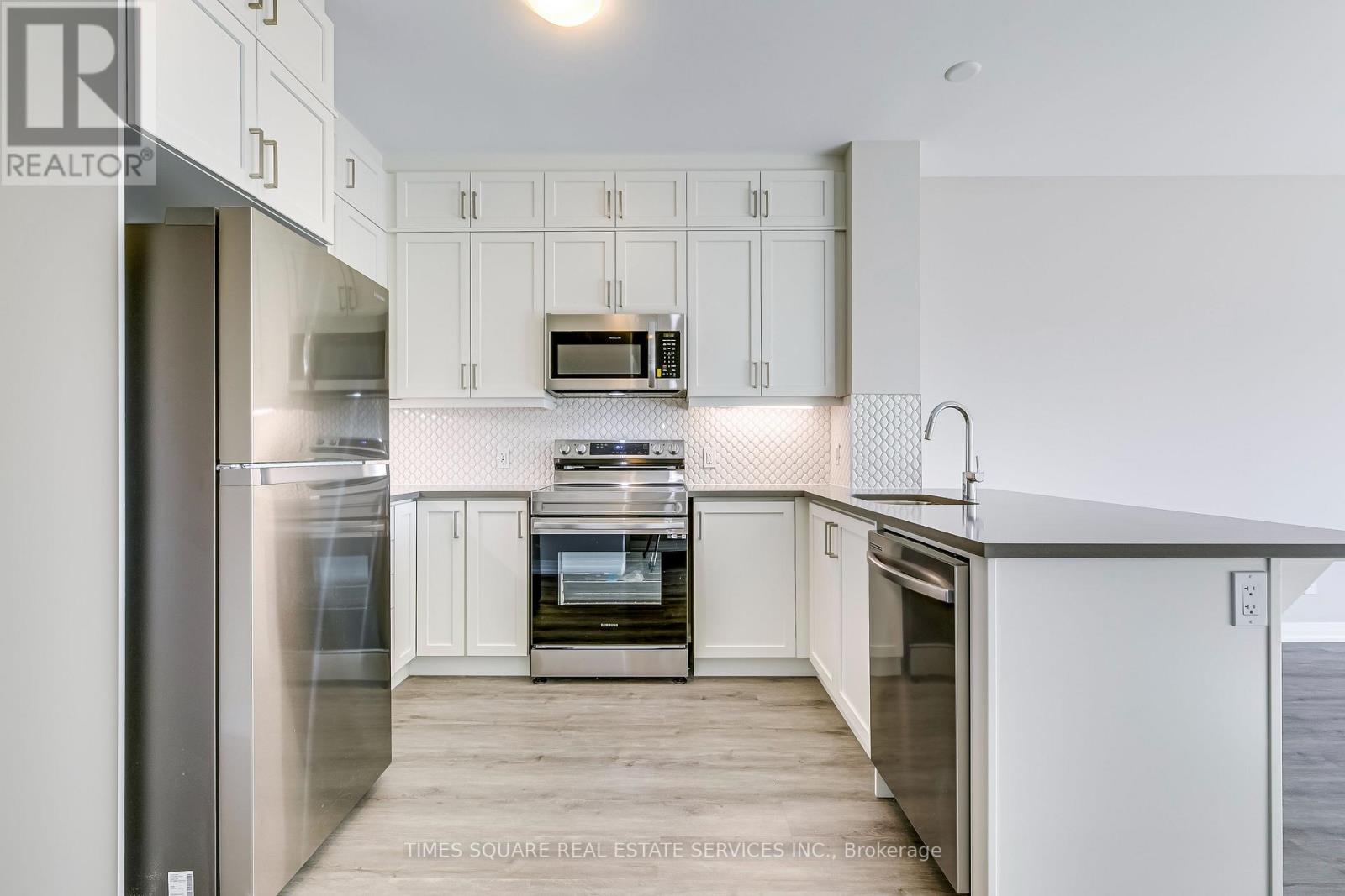 312 - 3265 Carding Mill Trail W, Oakville, Ontario  L6M 5P7 - Photo 10 - W13025568