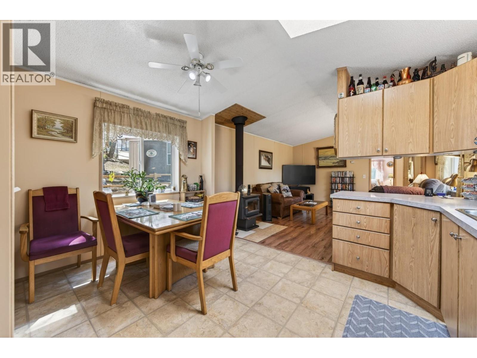 4472 Iron Mountain Road, Merritt, British Columbia  V1K 1B8 - Photo 14 - 10382976