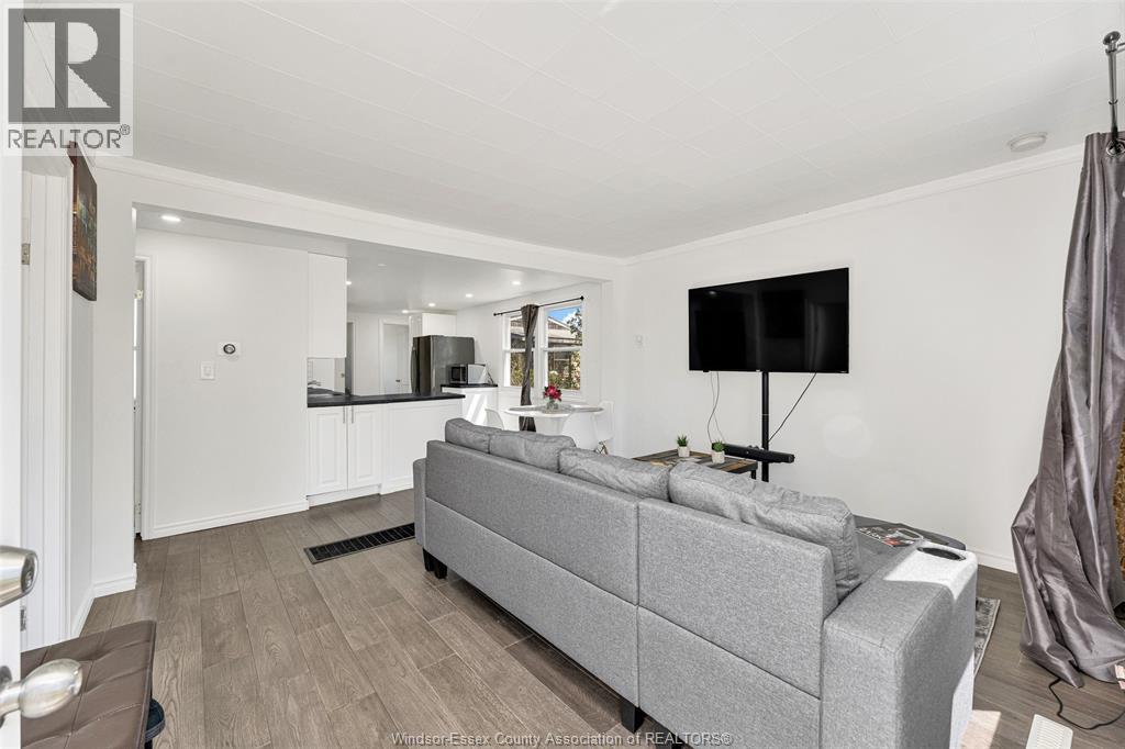 3456 Riberdy, Windsor, Ontario  N8W 3V6 - Photo 6 - 26008779