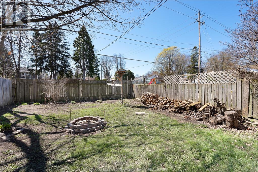 30 Askew Street, Leamington, Ontario  N8H 1X7 - Photo 9 - 26008753