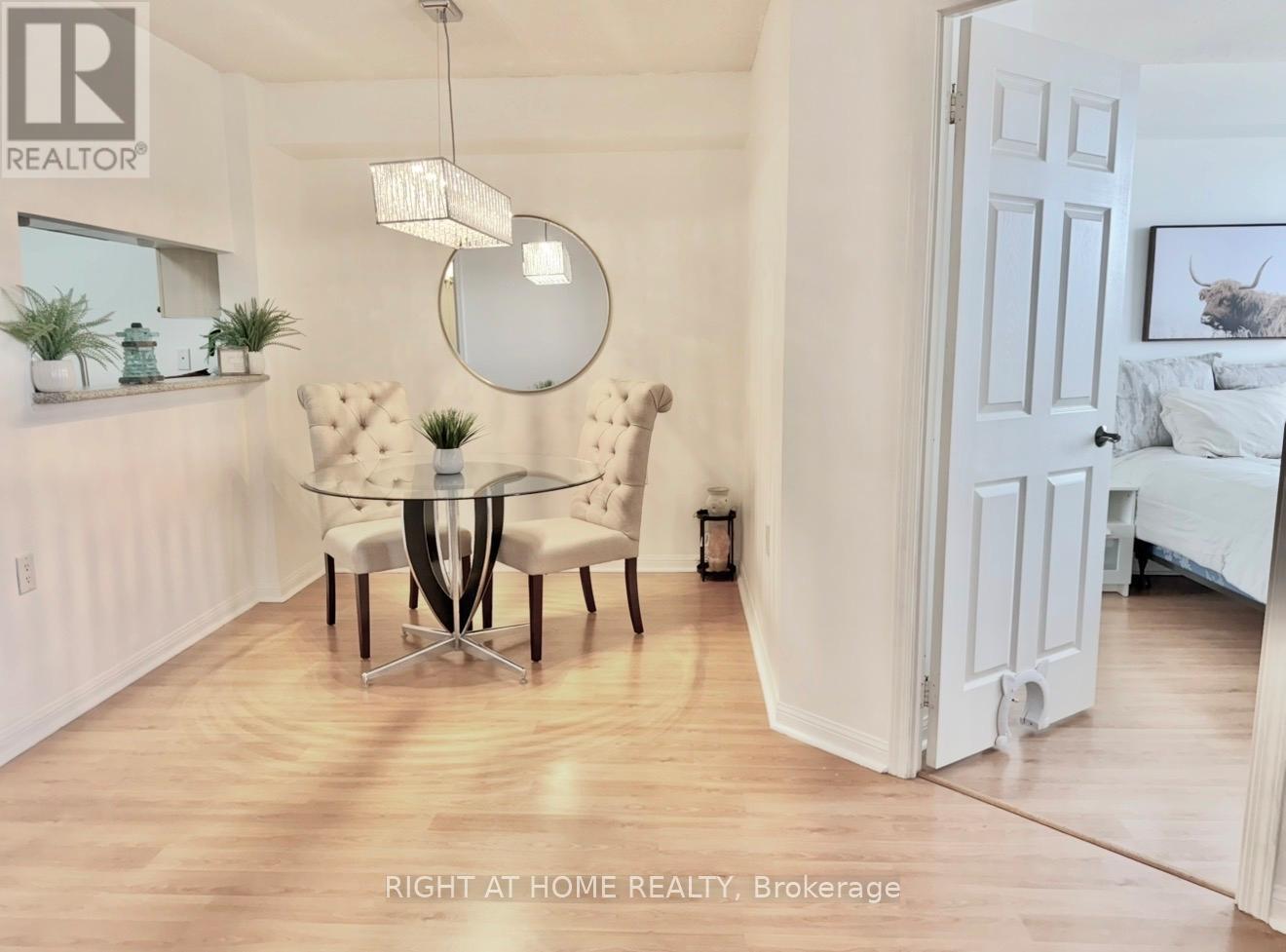 622 - 650 Lawrence Avenue W, Toronto, Ontario  M6A 3E8 - Photo 10 - C12852294