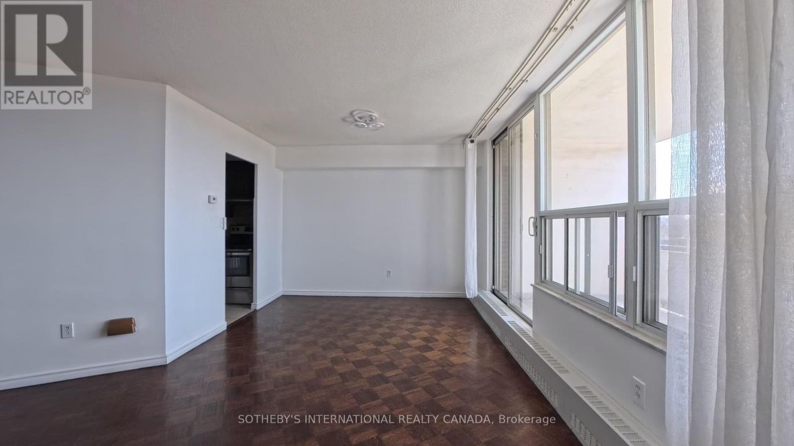 706 - 60 Pavane Link Way, Toronto, Ontario  M3C 2Y6 - Photo 6 - C13020972