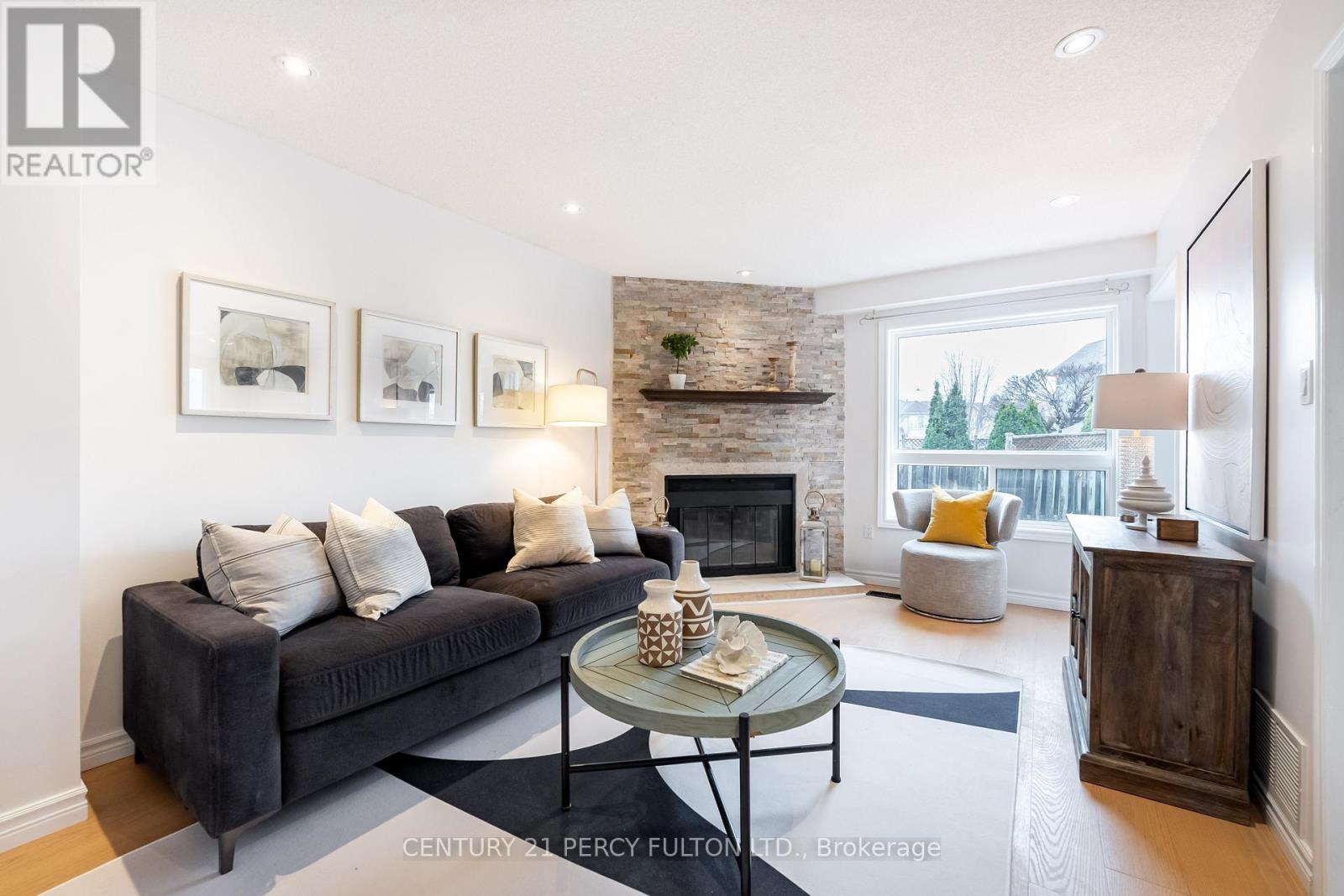 1506 Bentley Lane, Pickering, Ontario  L1X 2M5 - Photo 8 - E12944496