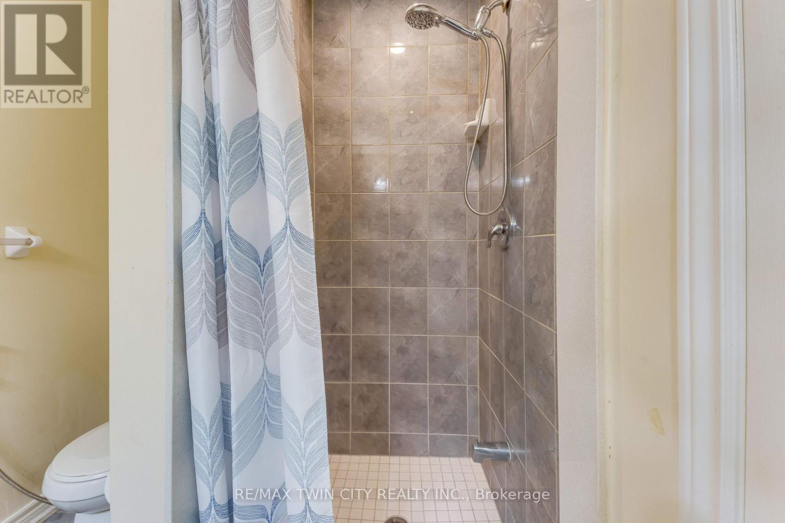 667 Linden Drive, Cambridge, Ontario  N3H 0B6 - Photo 25 - X13025450