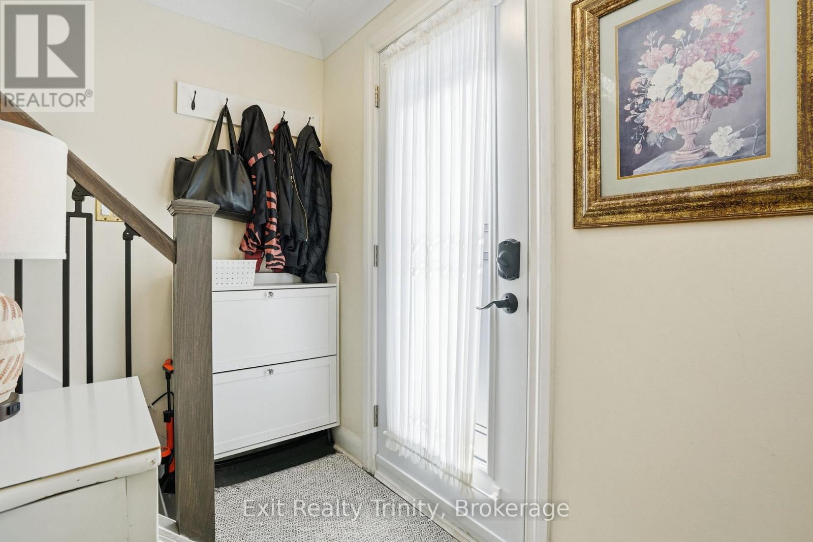 131 East 18th Street N, Hamilton, Ontario  L9A 4P2 - Photo 3 - X13025588