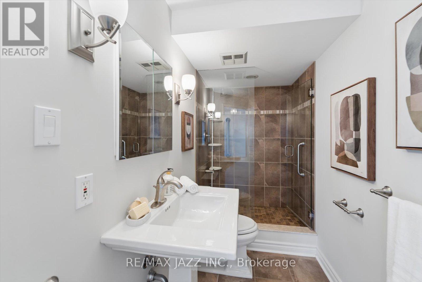 1112 - 360 Watson Street W, Whitby, Ontario  L1N 9G2 - Photo 21 - E13025628