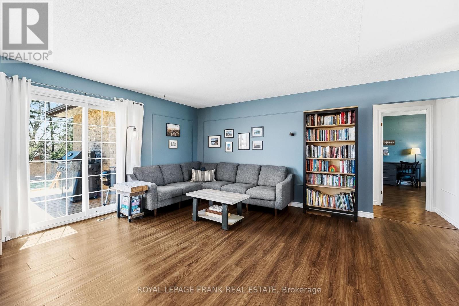 157 Blossom Court, Scugog, Ontario  L9L 1G5 - Photo 4 - E13025800