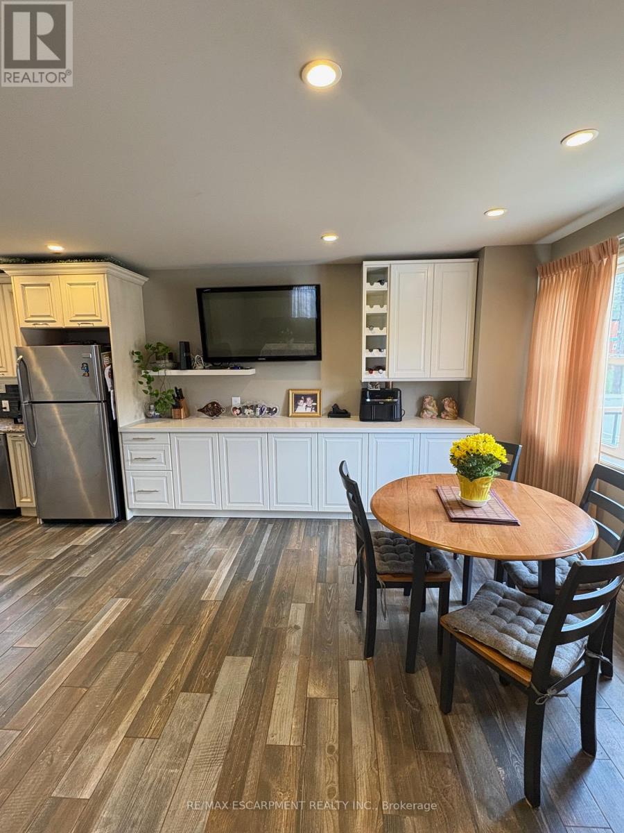 199 Kimberly Drive, Hamilton, Ontario  L8K 4L2 - Photo 11 - X12539602