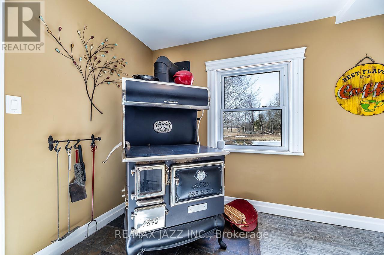 1219 Larmer Line, Cavan Monaghan, Ontario  K0L 1V0 - Photo 8 - X13025594