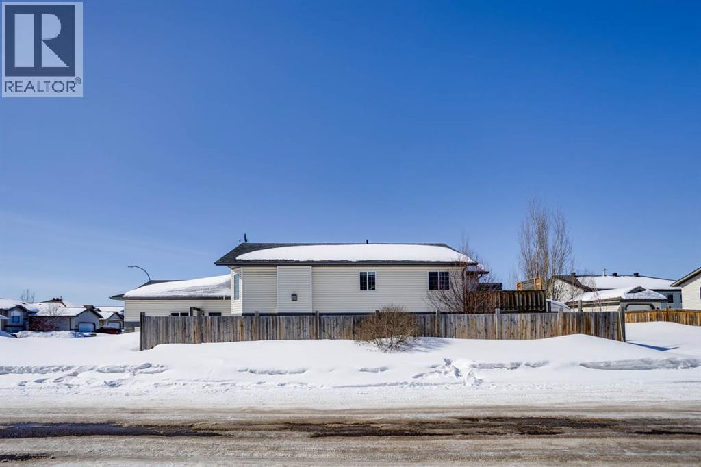 102 Lanauze Street, Fort Mcmurray, Alberta  T9K 2S3 - Photo 42 - A2300739