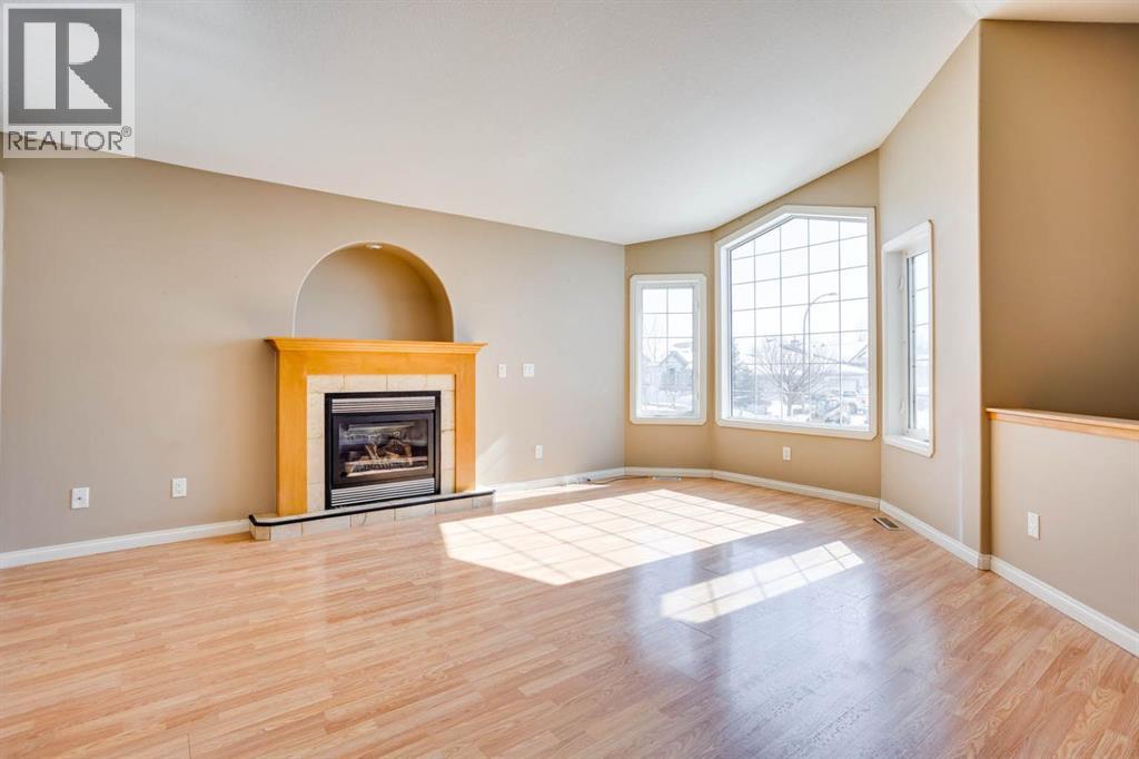 102 Lanauze Street, Fort Mcmurray, Alberta  T9K 2S3 - Photo 4 - A2300739