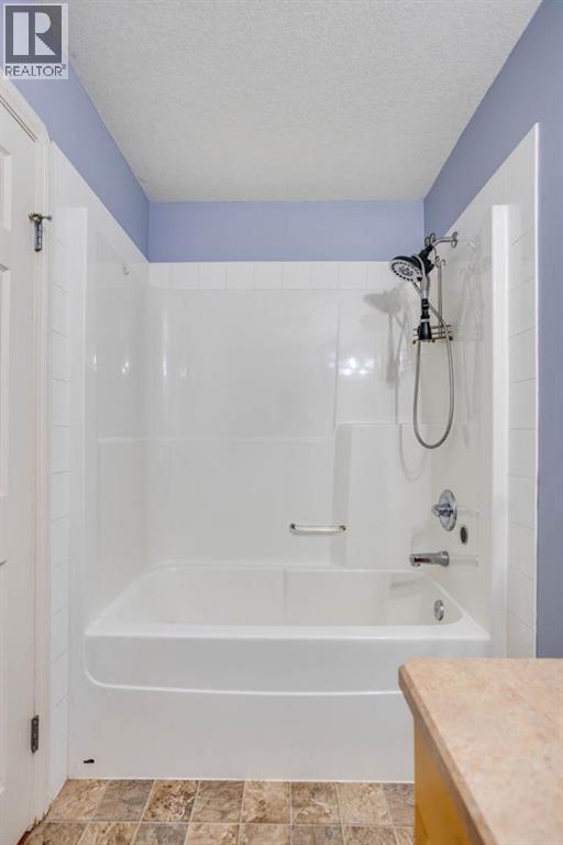 102 Lanauze Street, Fort Mcmurray, Alberta  T9K 2S3 - Photo 23 - A2300739