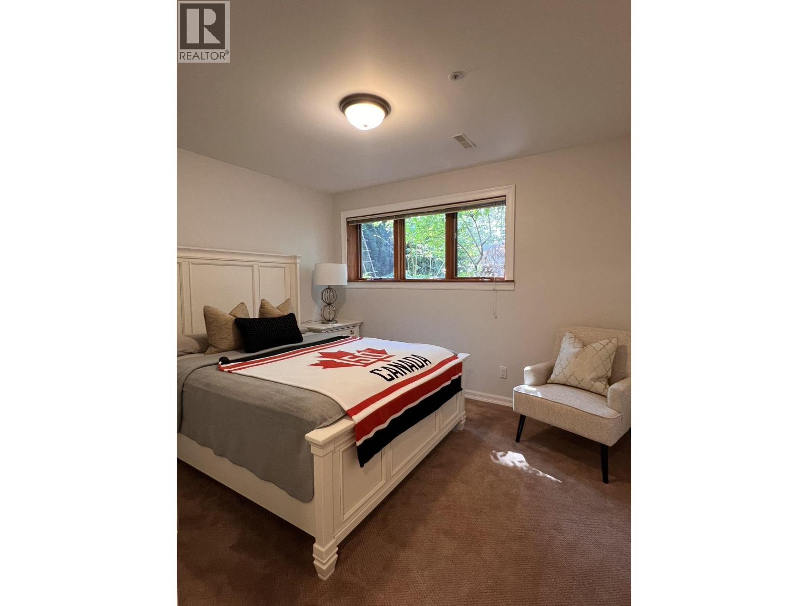 4xxx W 12th Ave, Vancouver, British Columbia  V6R 2K7 - Photo 3 - R3113176