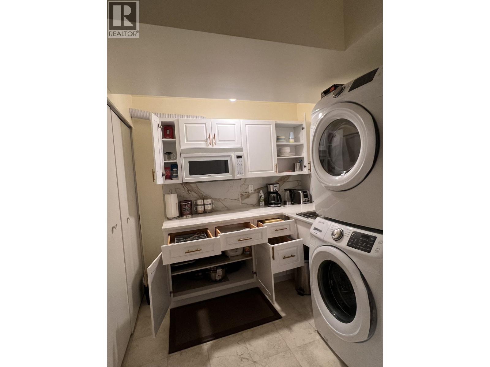 4xxx W 12th Ave, Vancouver, British Columbia  V6R 2K7 - Photo 5 - R3113176