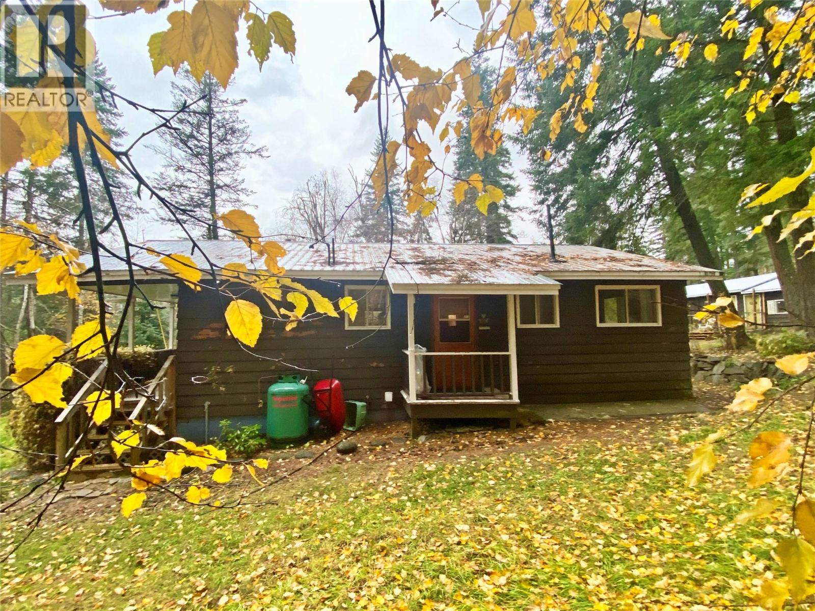 541 24 Highway, Little Fort, British Columbia  V0E 1C0 - Photo 62 - 10384174