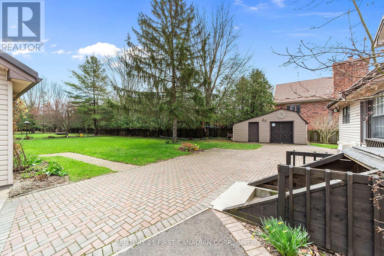 Photo 6 of 48 for 33396 Queen Street