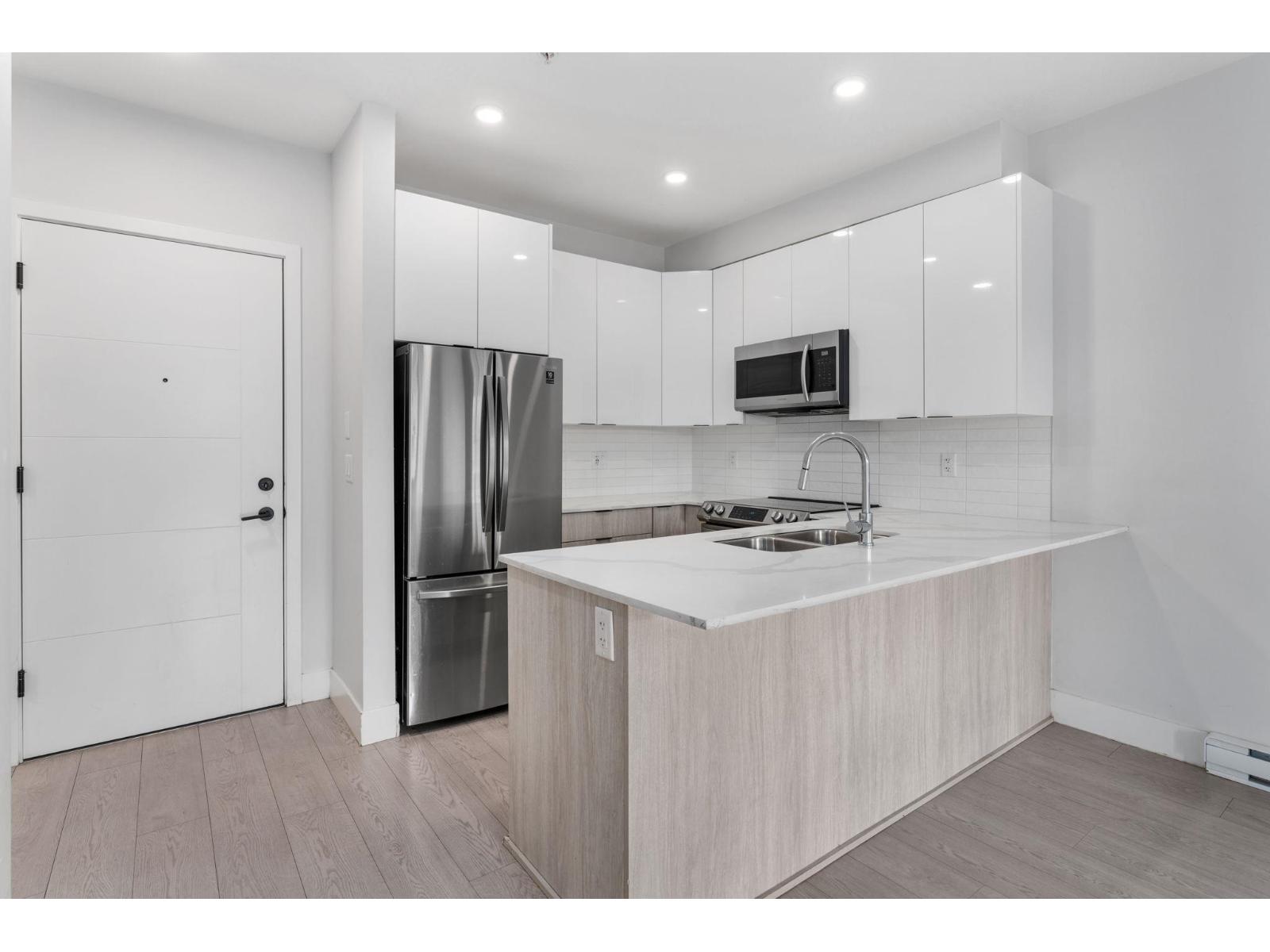 309 5486 199a Street, Langley, British Columbia  V3A 0N6 - Photo 4 - R3113140