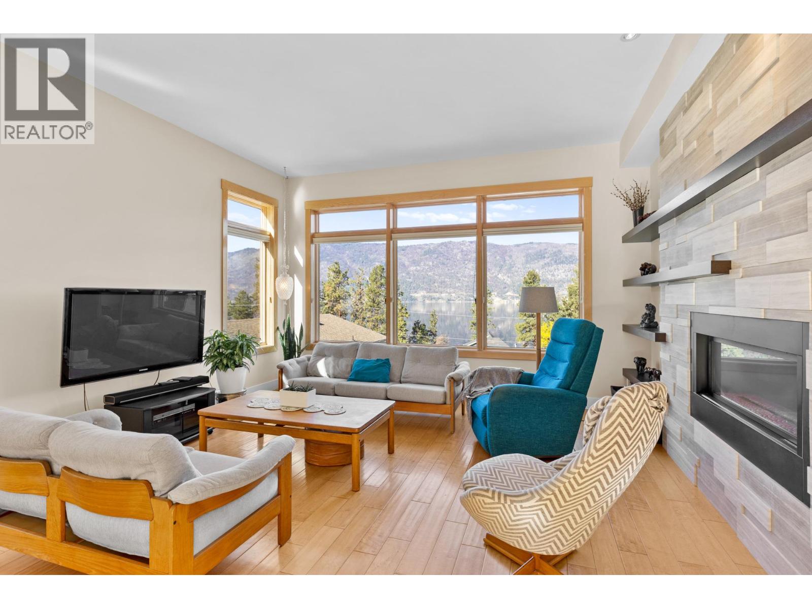 10989 Maddock Avenue, Lake Country, British Columbia  V4V 2J6 - Photo 8 - 10384183