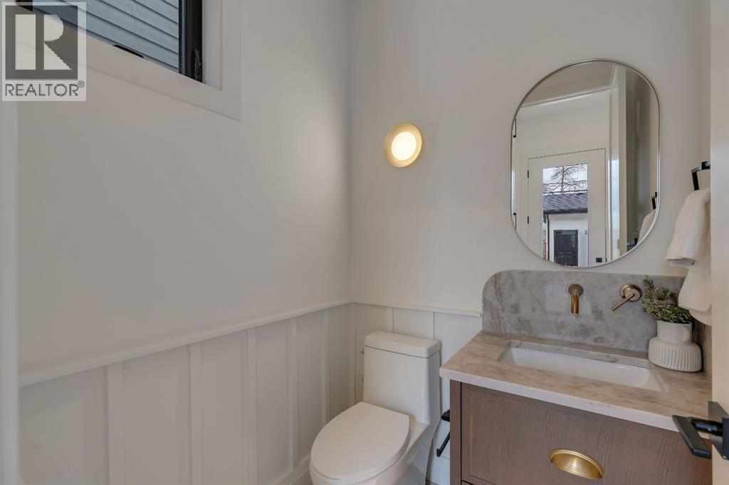 Unit 1, 2032 Bowness Road NW, Calgary, Alberta  T2N 3K8 - Photo 14 - A2296806