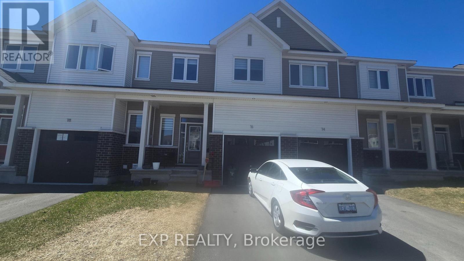 16 TENUTO LANE, Ottawa, Ontario