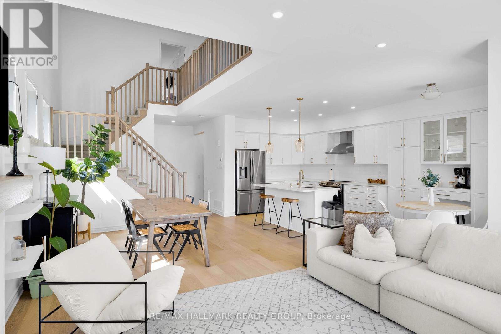 112 Crevasse Road, Ottawa, Ontario  K1W 0P9 - Photo 10 - X13025656