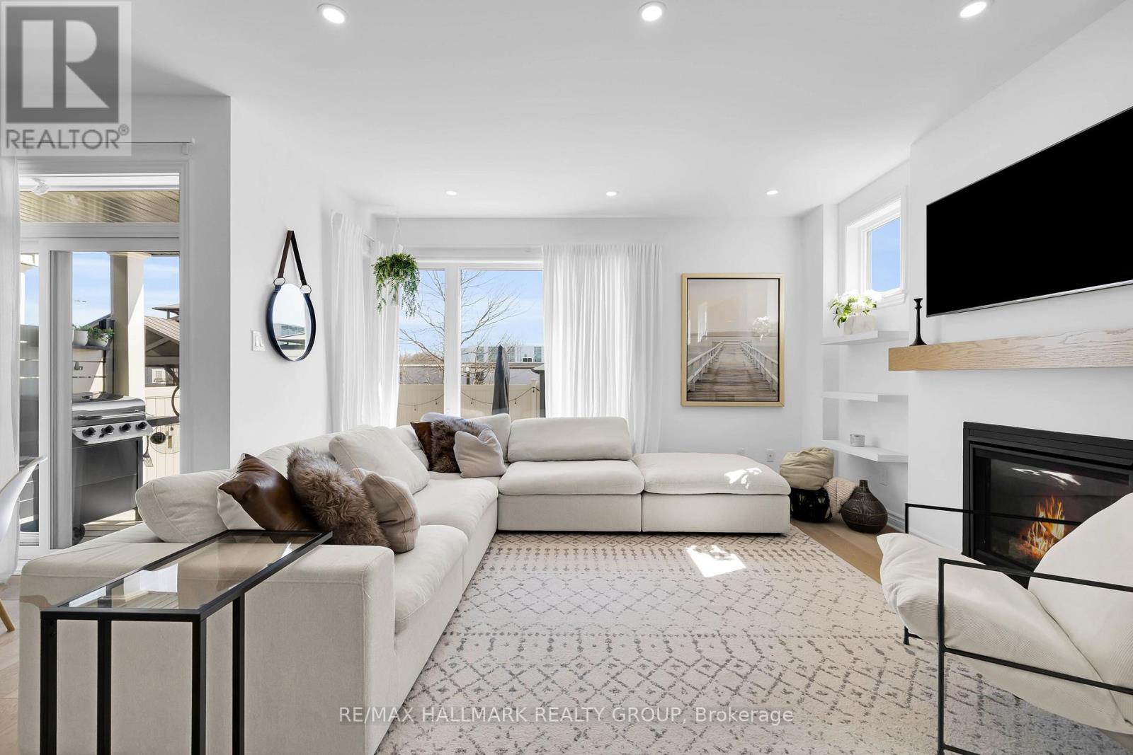 112 Crevasse Road, Ottawa, Ontario  K1W 0P9 - Photo 12 - X13025656