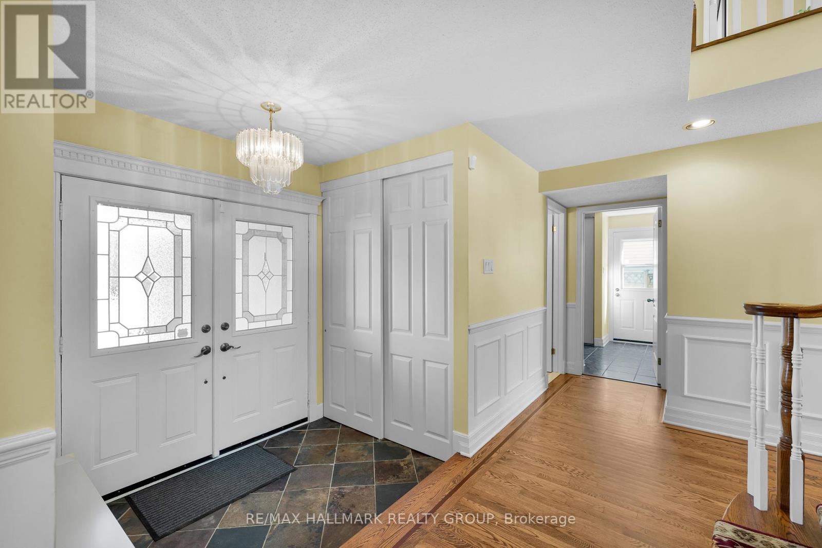 46 Beddington Avenue, Ottawa, Ontario  K2J 3N3 - Photo 3 - X13025686