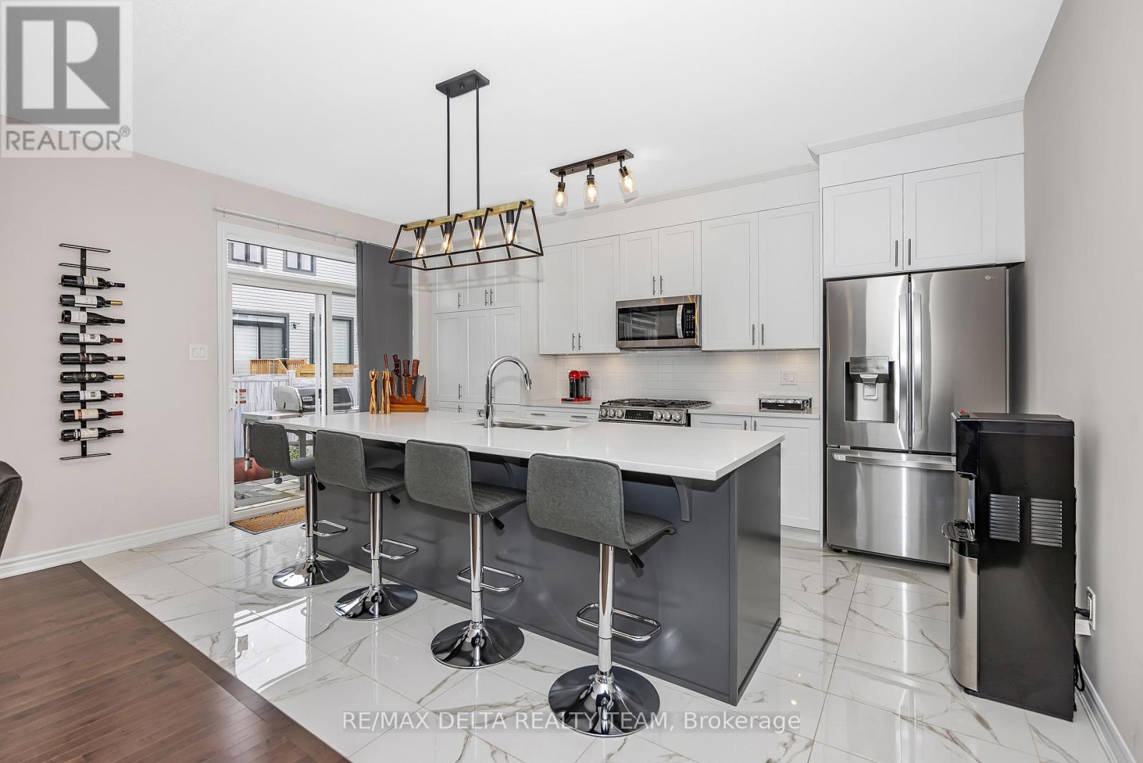 748 Vennecy Terrace, Ottawa, Ontario  K1W 1H2 - Photo 12 - X13025730