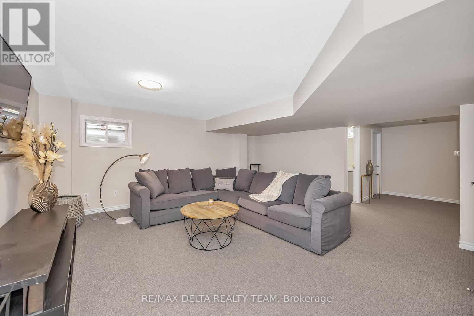 748 Vennecy Terrace, Ottawa, Ontario  K1W 1H2 - Photo 34 - X13025730