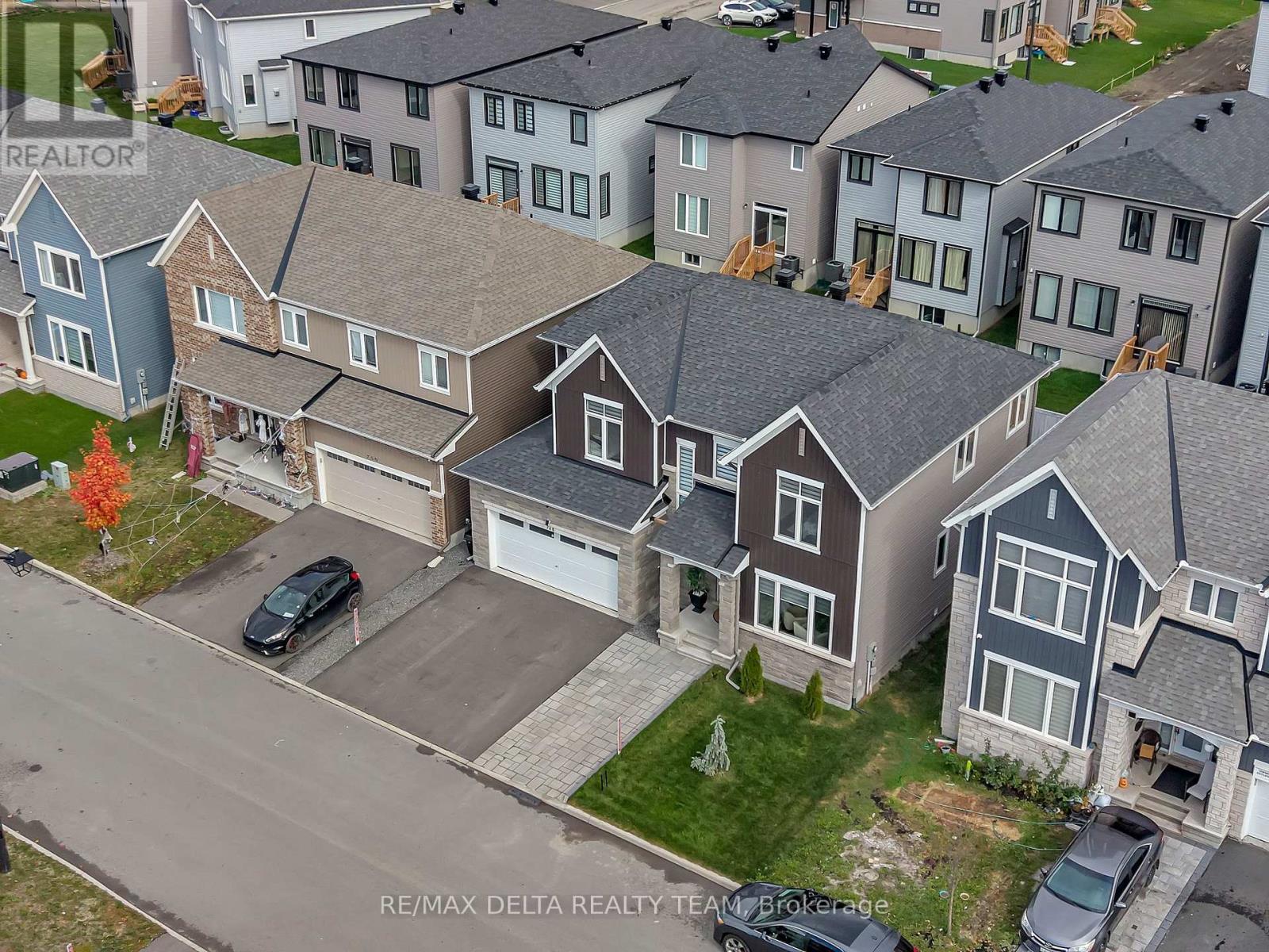 748 Vennecy Terrace, Ottawa, Ontario  K1W 1H2 - Photo 46 - X13025730