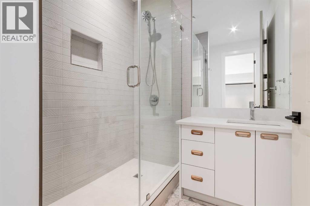 8812 33 Avenue NW, Calgary, Alberta  T3B 1M5 - Photo 39 - A2299699